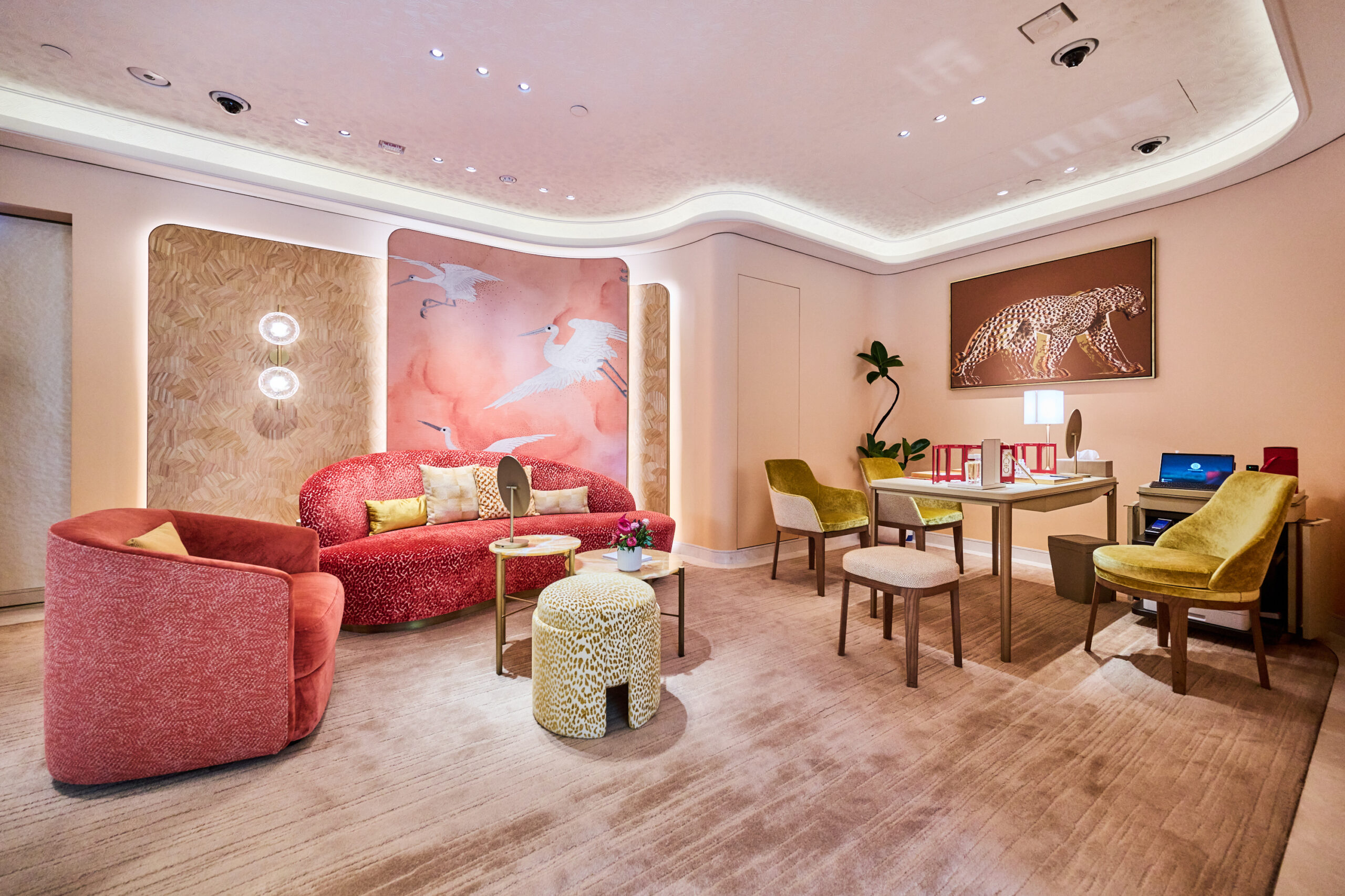 interior design photography for luxury brand - Cartier at Lee Garden 5 Hong Kong